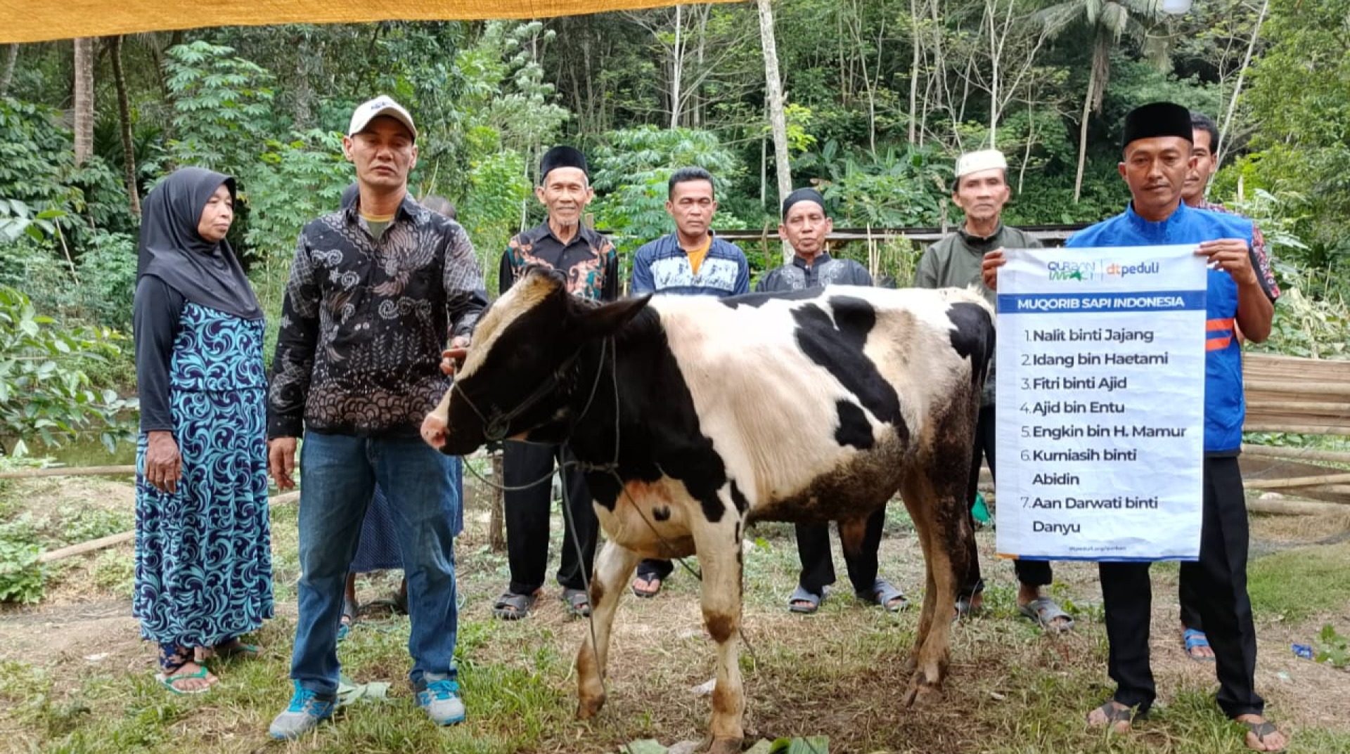 DT Peduli Bandung Tebar Manfaat Qurban Hingga ke Perbatasan Garut Selatan 