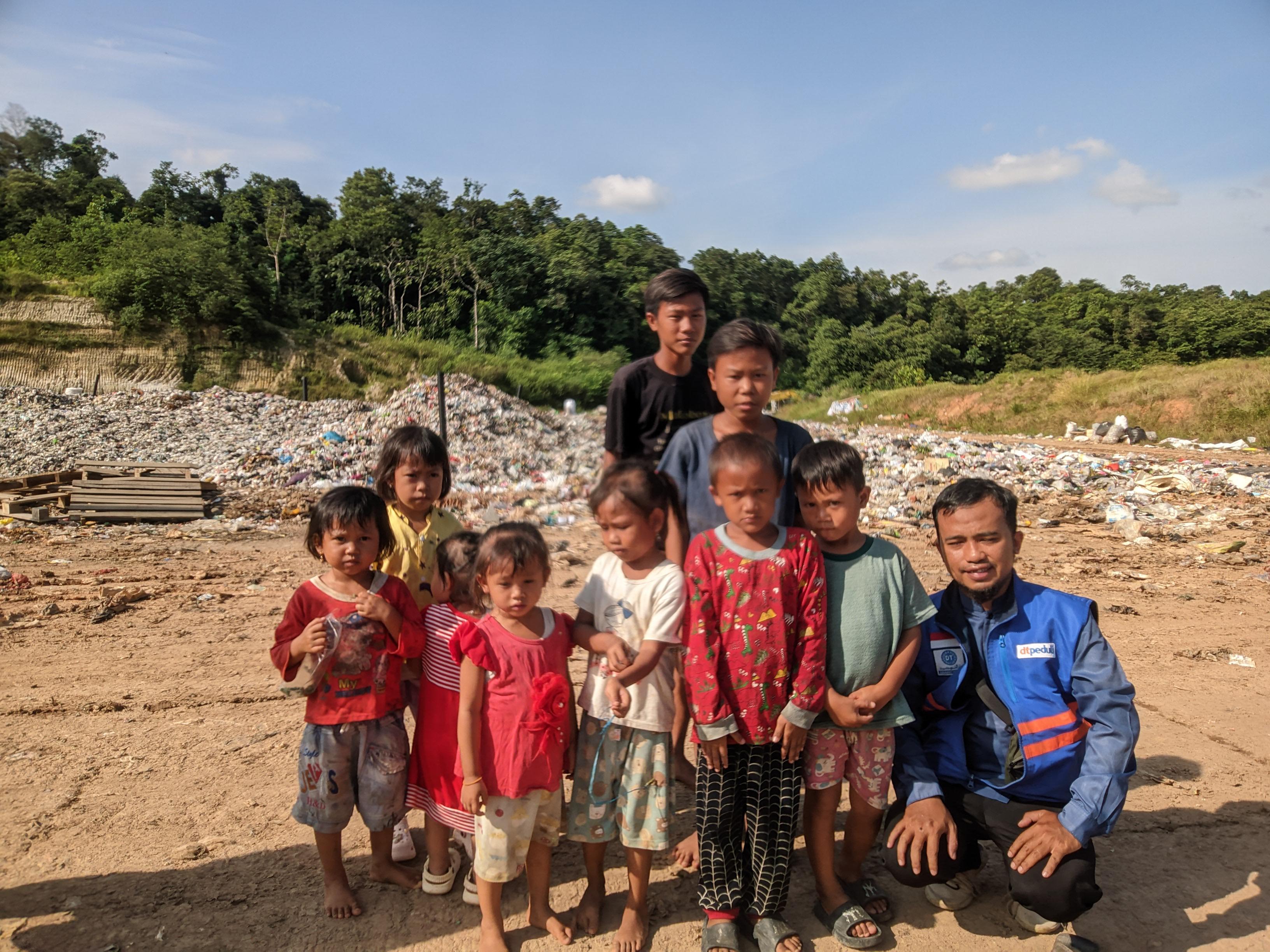 Menyusuri TPA Lubuk Binjai, DT Peduli Lubuklinggau Siapkan Kebahagiaan Muharram untuk Anak-Anak Dhuafa