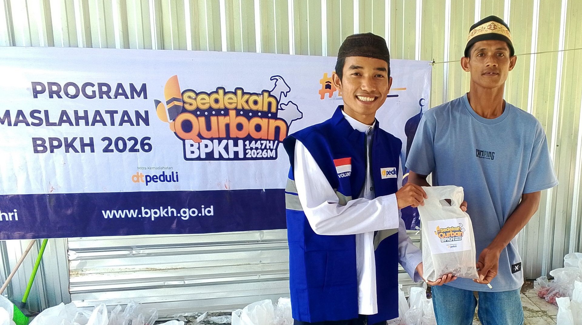 Qurban Impact, BPKH Bersama DT Peduli Kalsel Salurkan Sebelas Sapi 