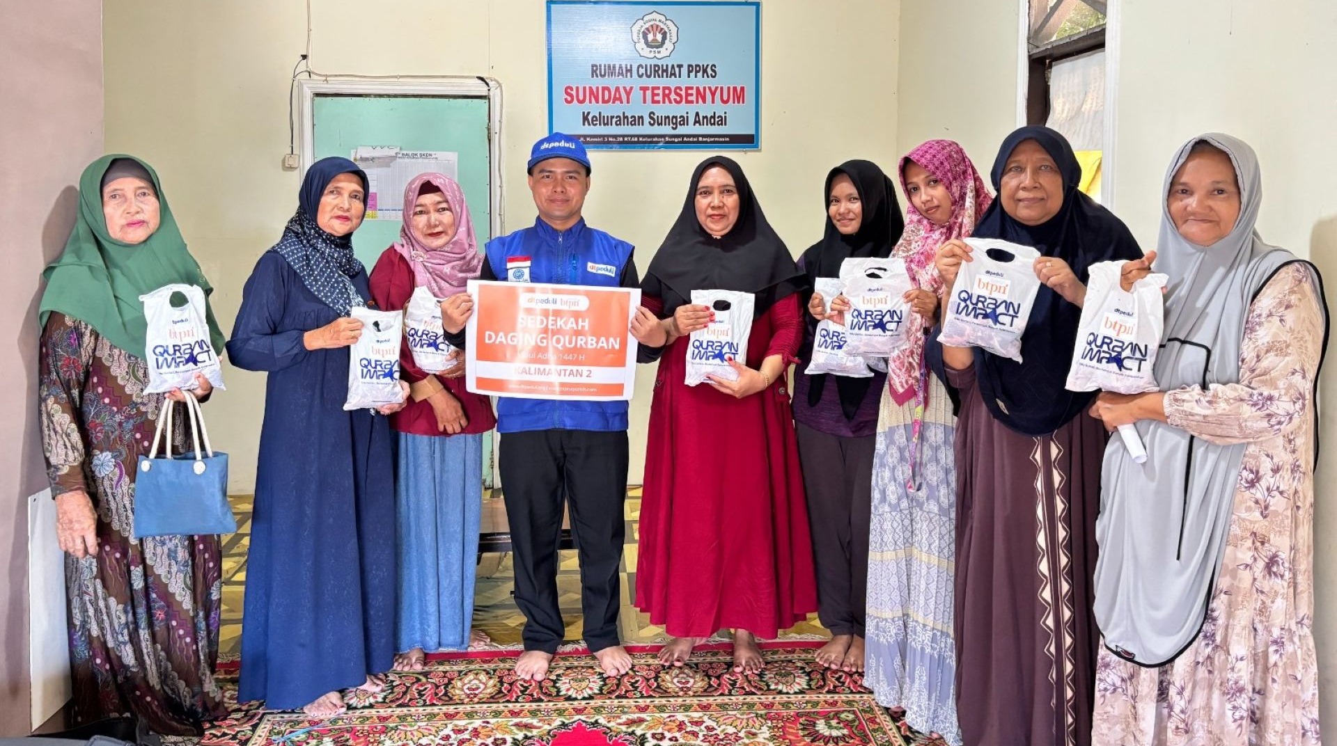 BTPN Syariah Banjarmasin Bersama DT Peduli Kalsel Salurkan Hewan Qurban untuk Warga Prasejahtera Sungai Andai 