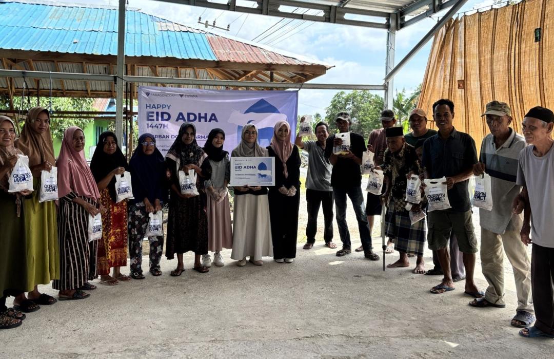 Paragon DC Banjarmasin Bersama DT Peduli Kalsel Hadirkan Kebahagiaan Qurban bagi Dhuafa dan Lansia 
