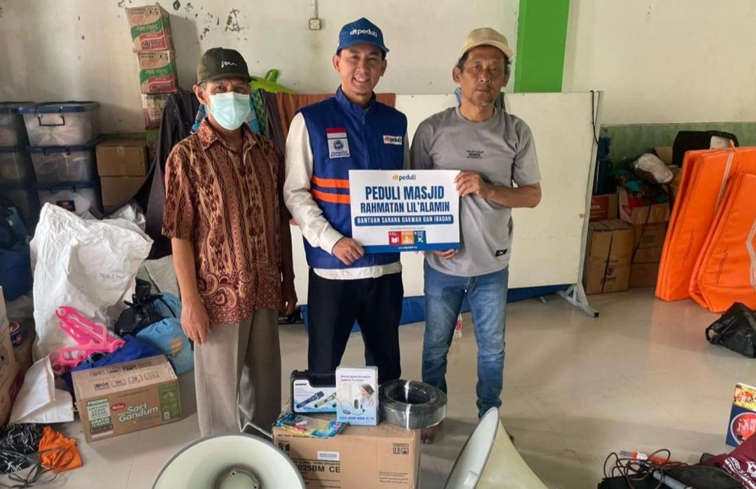 Pulihkan Sarana Ibadah Pascakebakaran Kemayoran, DT Peduli Jakarta Salurkan Bantuan Fasilitas Audio untuk Mushola Al-Fajr