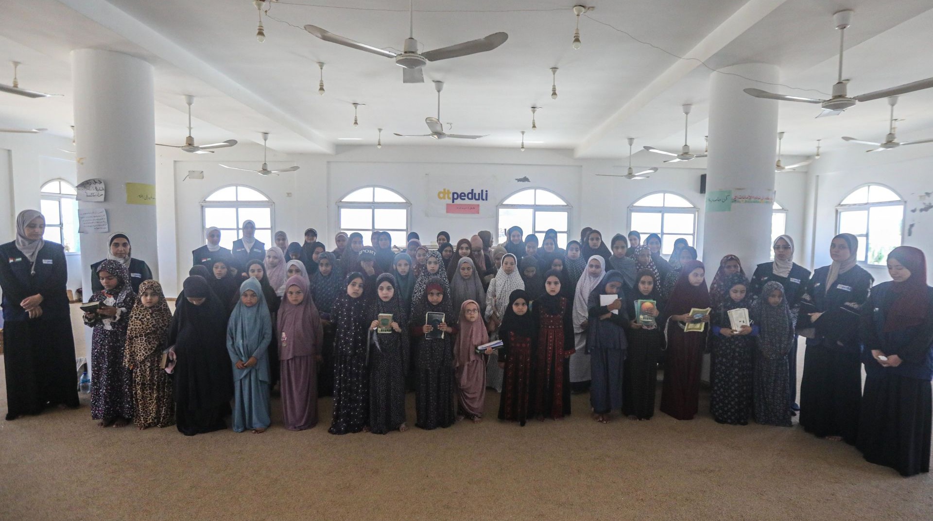 Dua Ratus Santri Ikuti Kegiatan Belajar Al-Qur’an di Masjid DT Gaza 
