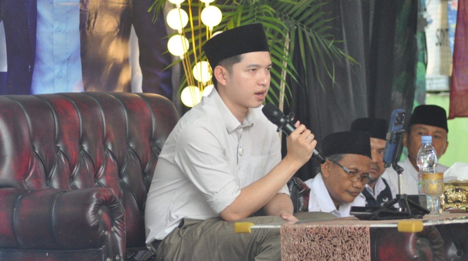 DT Peduli Serang Gelar Kajian Bersama Koh Dennis Lim di Daarul Mu'minin Nusantara, Cilegon, Banten 
