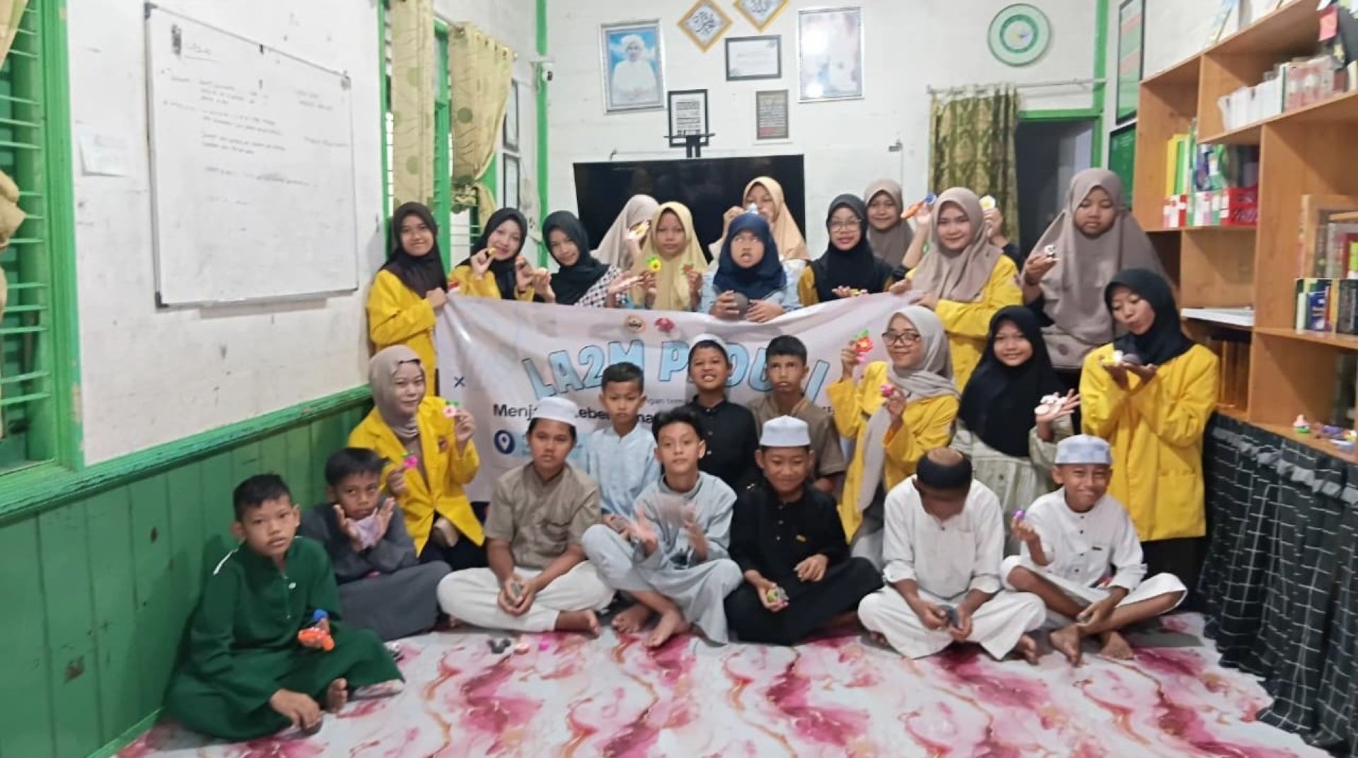 Jalin Kebersamaan dan Tebar Kepedulian, LA2M ULM Bersama DT Peduli Kalsel Gelar Aksi Sosial di Panti Asuhan Banua Berkah 