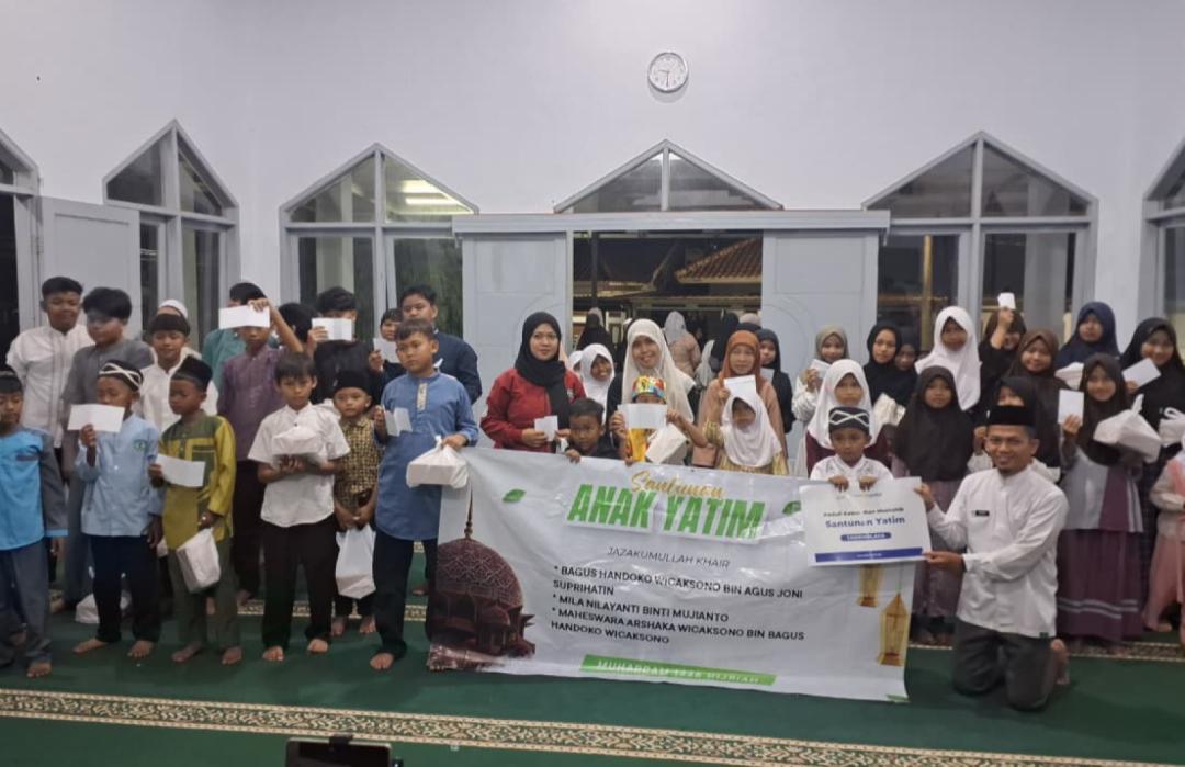 DT Peduli Tasikmalaya Bersama MPZ Al Hikmah Peduli Gelar Takbligh Akbar dan Beri Santunan untuk Anak Yatim di Perum GBM 