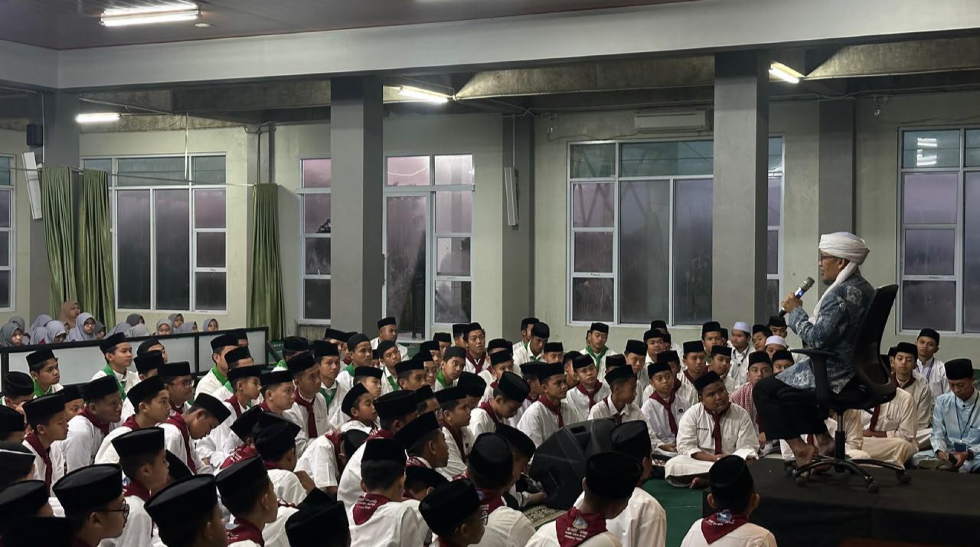 DT Peduli Kepri Sukses Gelar Safari Dakwah Aa Gym di Berbagai Masjid dan Pesantren Wilayah Kota Batam 