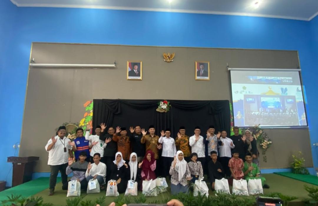 DT Peduli Bersama Kemenag dan Puluhan LAZ Lainnya Selenggarakan Lebaran Yatim dan Disabilitas  