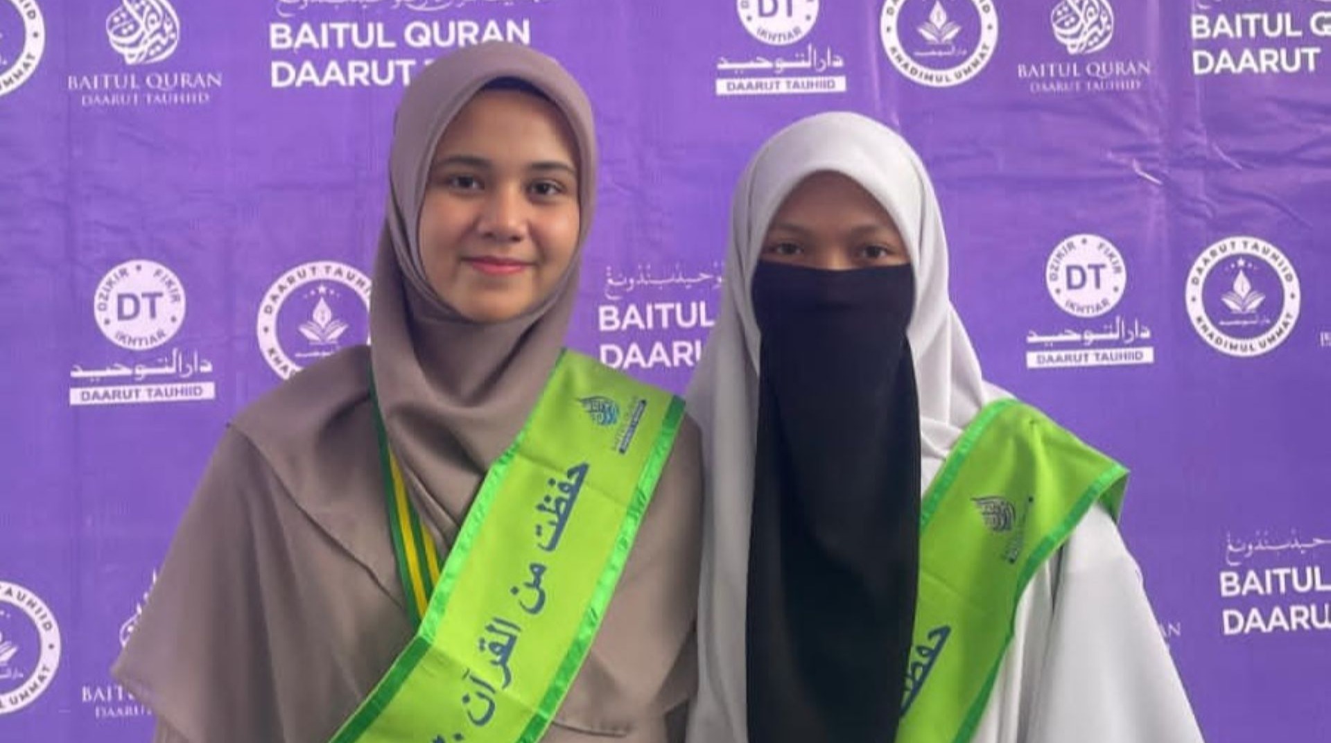 Pascawisuda Baitul Qur’an, Dua Santri Beasiswa CGQ DT Peduli Kepri Siap Mengabdi di Batam 