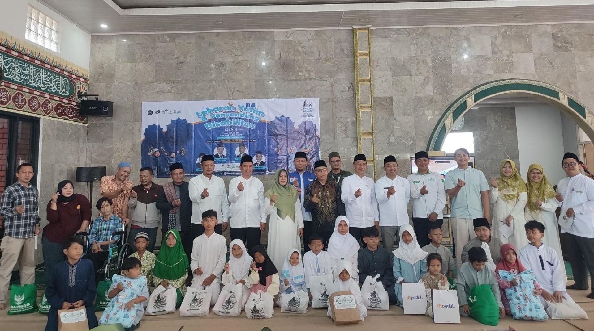DT Peduli Cianjur Menjadi Bagian dari Senyum Anak-Anak Yatim di Kantor Kemenag 