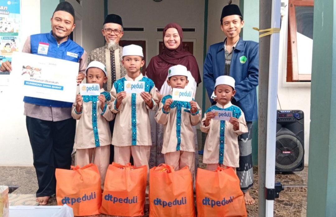 DT Peduli Kuningan Sukses Gelar Khitanan Barokah di Desa Mekarsari 