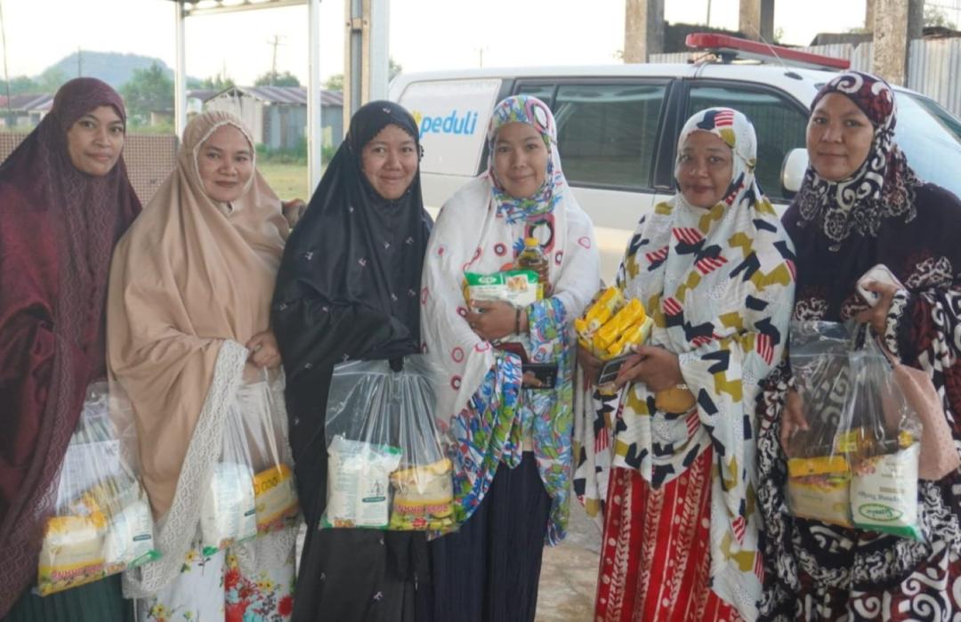Berkah Subuh, Ibu-ibu Serbu Sembako Murah DT Peduli Sumsel Sampai Ludes! 