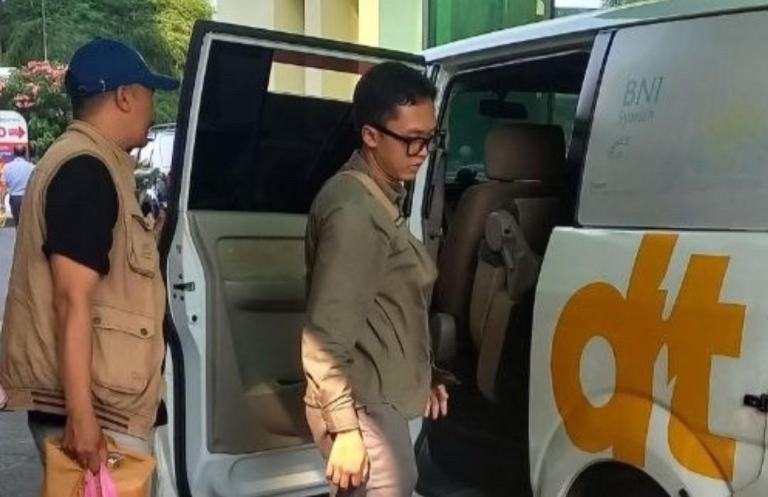 Layanan Kemanusiaan, DT Peduli Garut Antar Pasien ke RS Santosa Bandung untuk Pemeriksaan Lanjutan