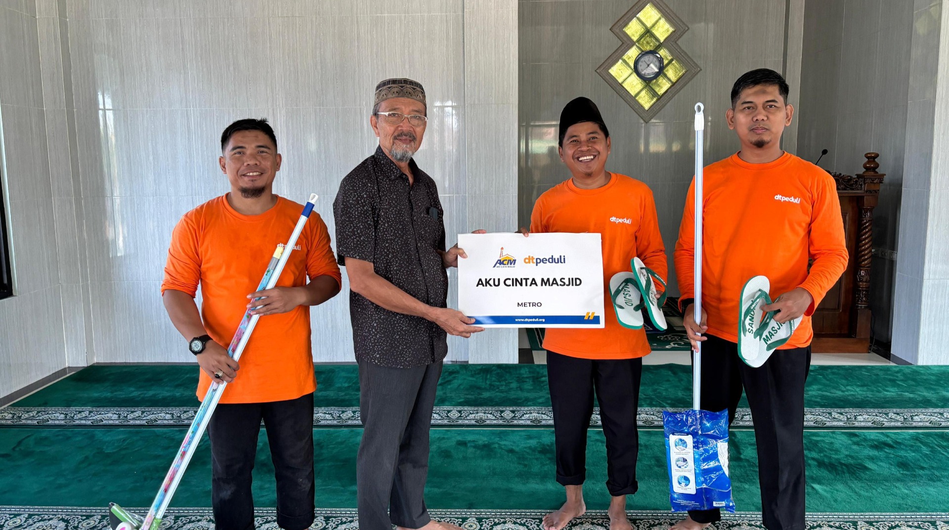 Tumbuhkan Kepedulian Terhadap Kebersihan Rumah Ibadah, DT Peduli Metro Gelar ACM di Musholla Al Hidayah 
