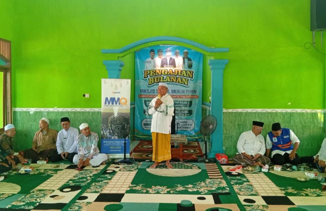 DT Peduli Kuningan Gelar MMQ dan Bagikan Paket Jumat Berkah di MI Madi Sofa, Desa Legok 