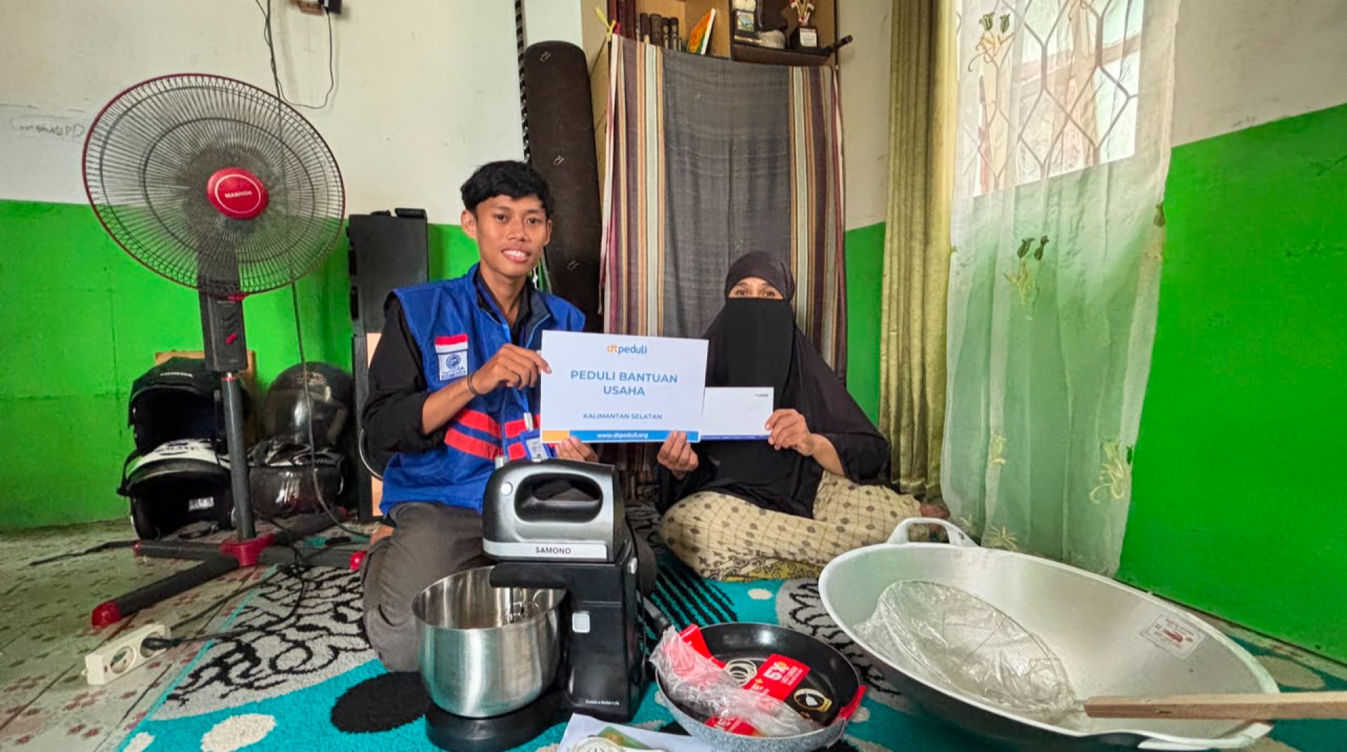 DT Peduli Kalsel Salurkan Bantuan Modal dan Peralatan Usaha untuk Single Parent Penggerak Ekonomi Keluarga 