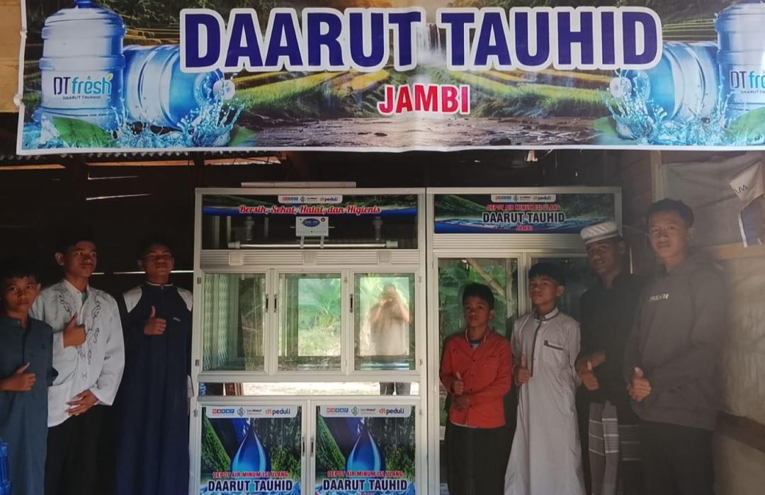 DT Peduli Jambi Resmi Hadirkan Depot Air Minum Isi Ulang di Kawasan Wakaf PDTI Jambi 