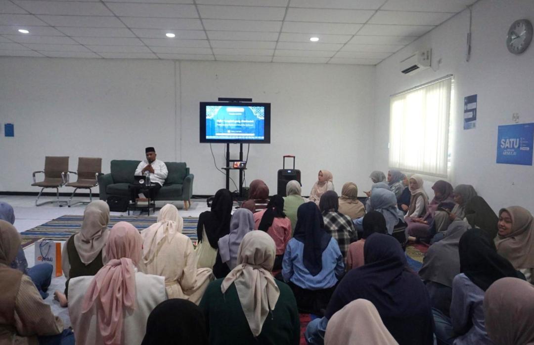 Maknai Perjalanan Menuju Inovasi dan Kebermanfaatan, Paragon Surabaya bersama DT Peduli Gelar Kajian Karyawan 