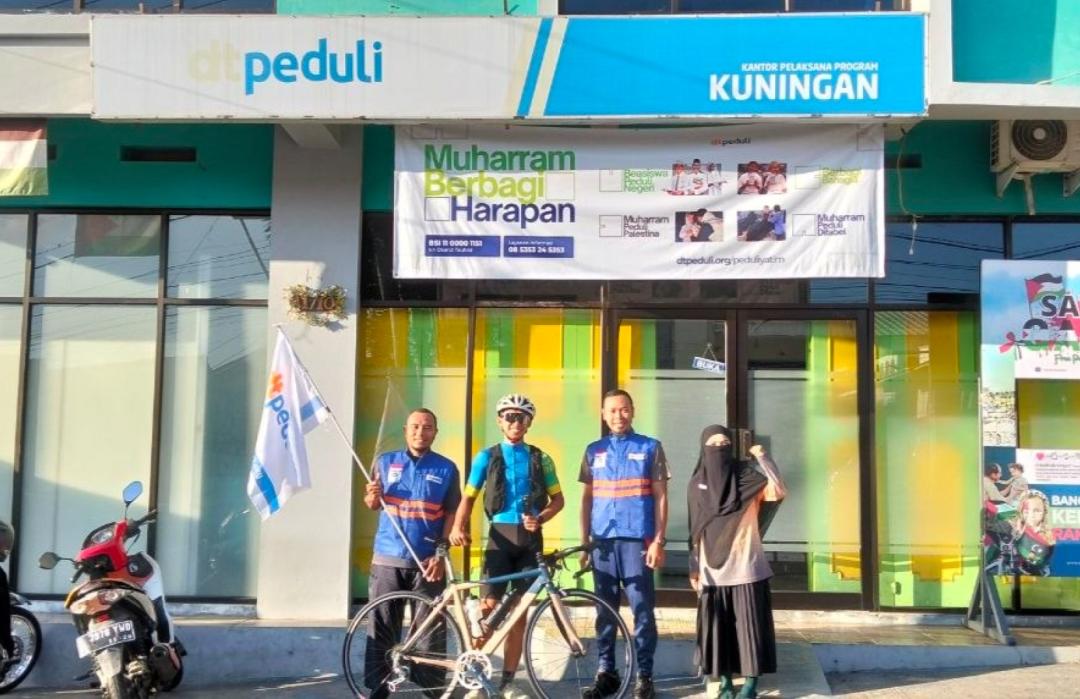 Kayuh Sepeda dari DT Peduli Kuningan ke Yogyakarta, Arya Ajak Masyarakat Gemar Olahraga dan Berbagi untuk Yatim