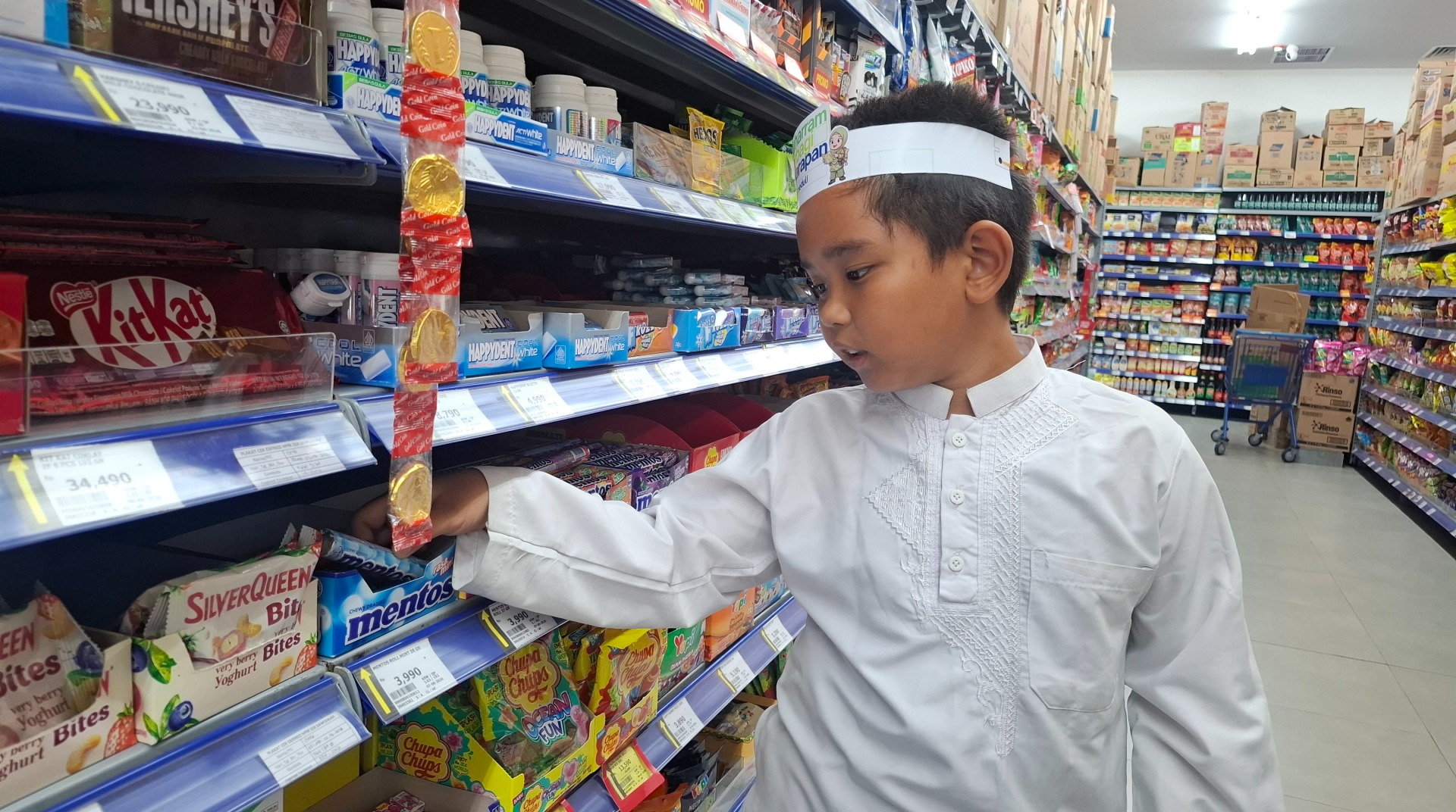 DT Peduli Malang Sukses Gelar Belanja Bahagia Bareng Yatim di Hypermart Living Plaza Sawojajar 