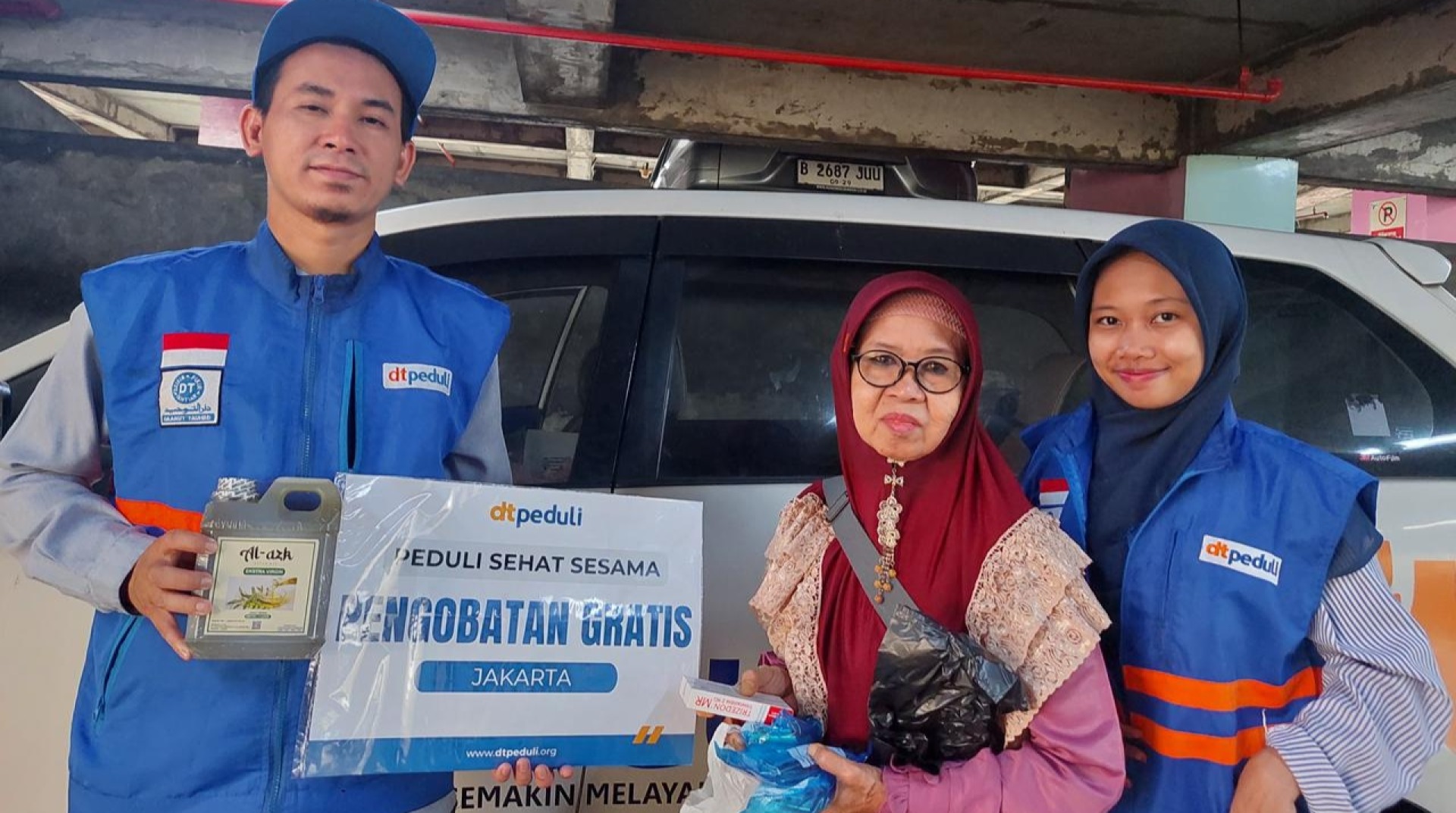Pasien dan Keluarga Penerima Manfaat Terharu DT Peduli Jakarta Bantu Biaya Harian Medis Non-BPJS 