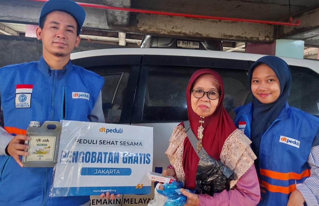 Pasien dan Keluarga Penerima Manfaat Terharu DT Peduli Jakarta Bantu Biaya Harian Medis Non-BPJS 