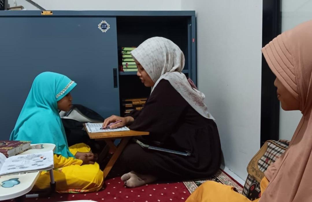 Penuh Semangat! Santri RTQ Kembali Aktif Mengaji Setelah Libur Panjang 