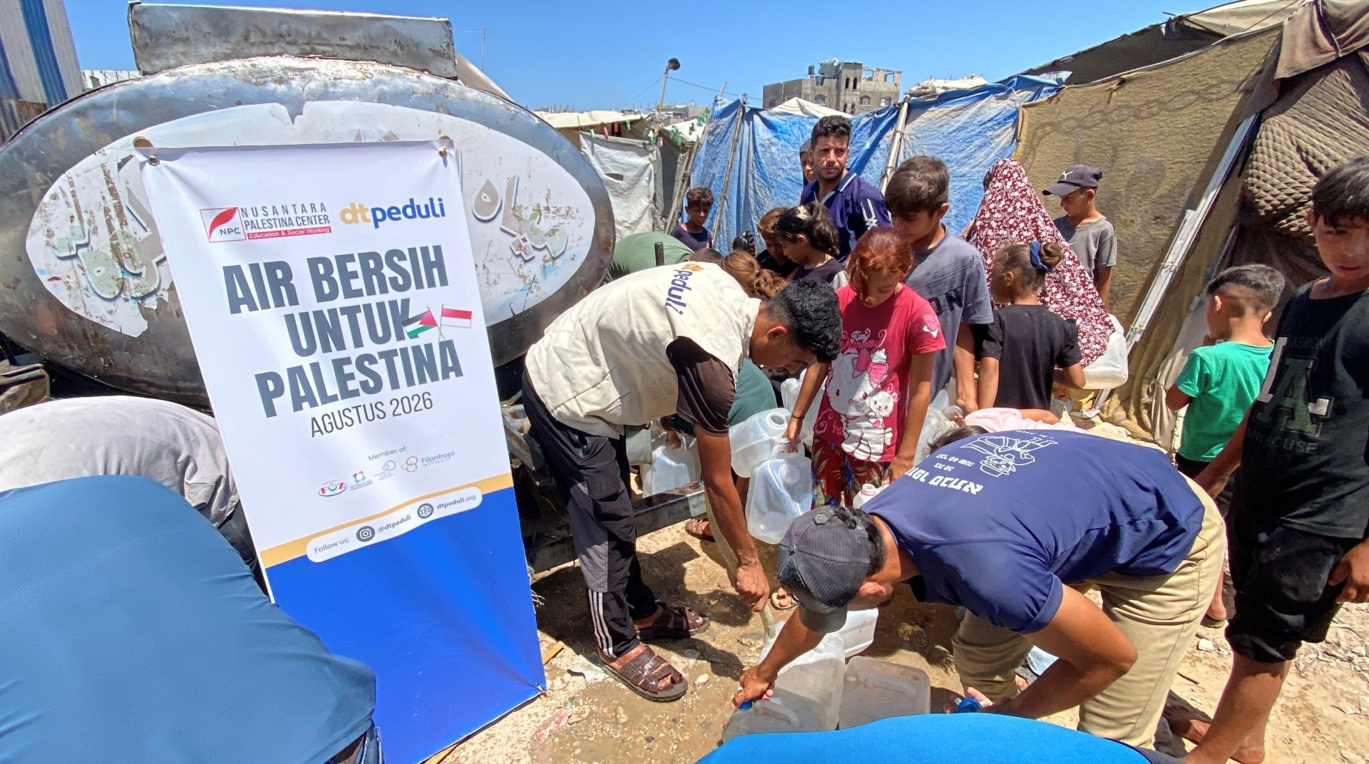 Mengalirkan Kehidupan di Antara Reruntuhan Gaza 