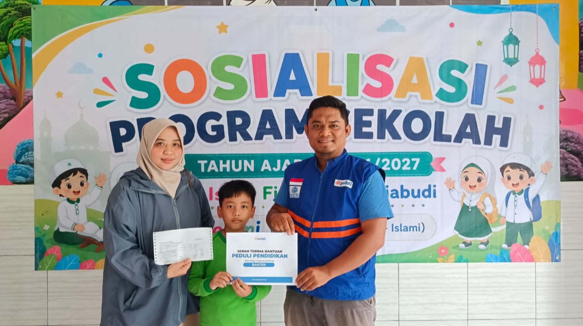 DT Peduli Tangerang Selatan Salurkan Bantuan Biaya Pendidikan untuk Muhamad Arkha Alghifary
