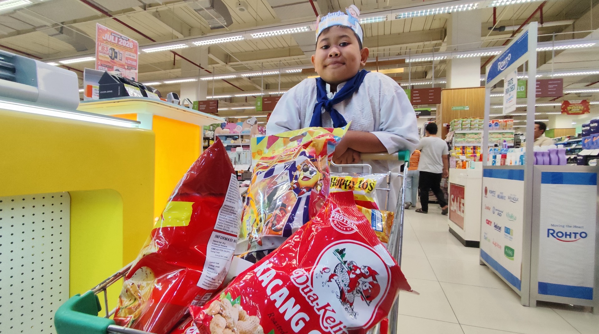 Muharram Berbagi Harapan, DT Peduli Cirebon Kembali Bahagiakan Anak-Anak Yatim dengan Belanja ke Yogya Junction 