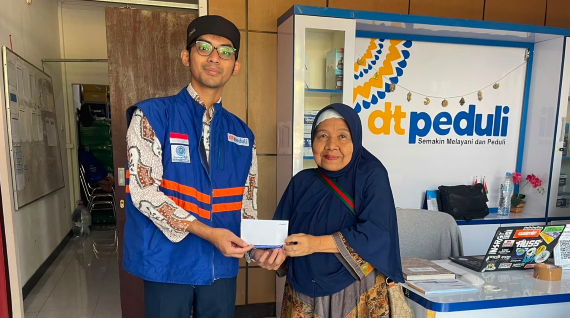 Ringankan Beban Warga Dhuafa, DT Peduli Depok Bantu Lunasi Tunggakan BPJS Kesehatan