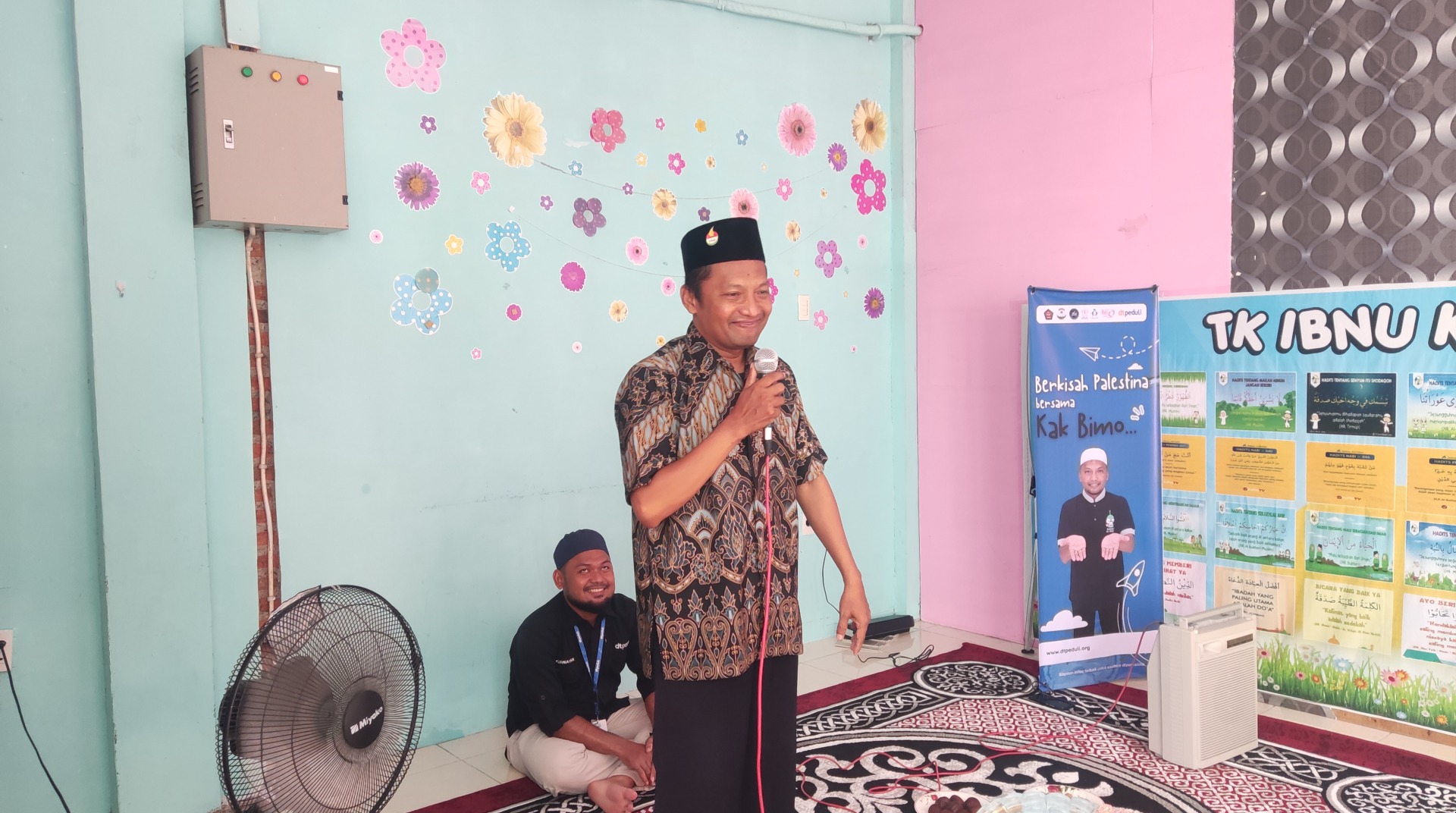 DT Peduli Aceh Gelar Berkisah Palestina Bareng Kak Bimo di TPA Tahfidz Ibnu Katsir