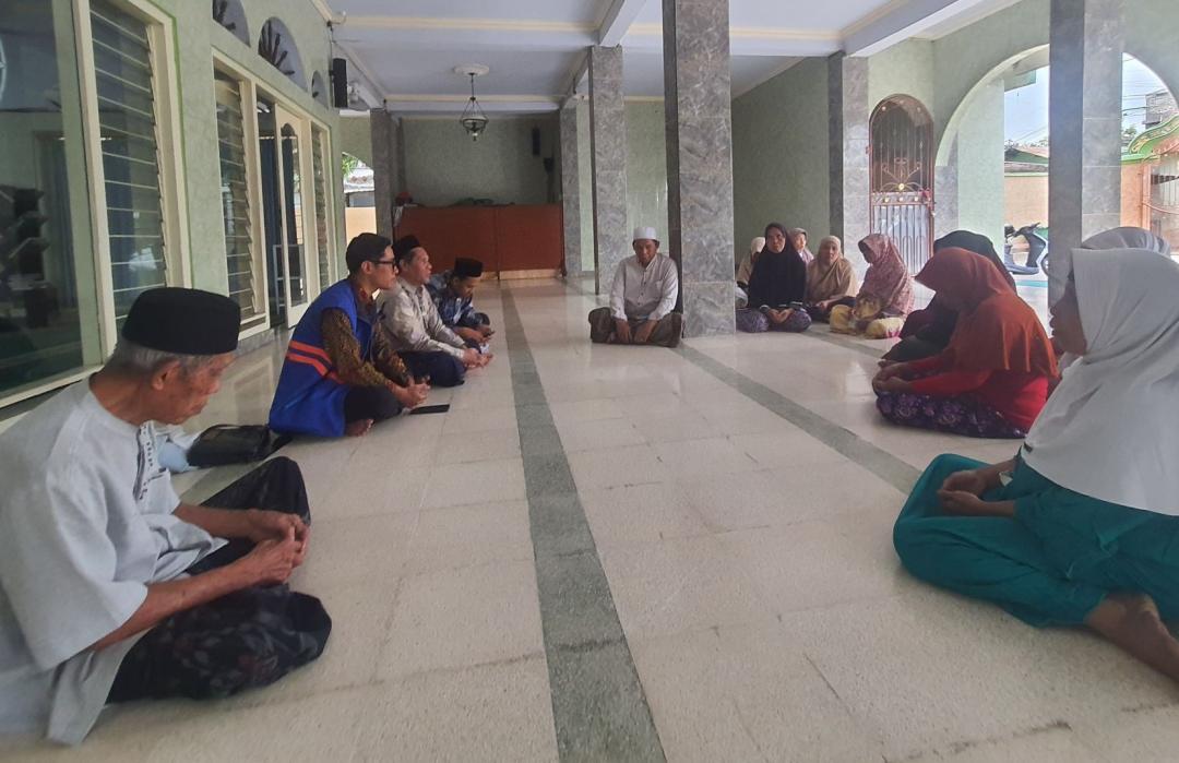 Menjemput Keberkahan, DT Peduli Mataram Awali Penyaluran Fidyah dengan Pembacaan Yasin dan Doa Bersama 