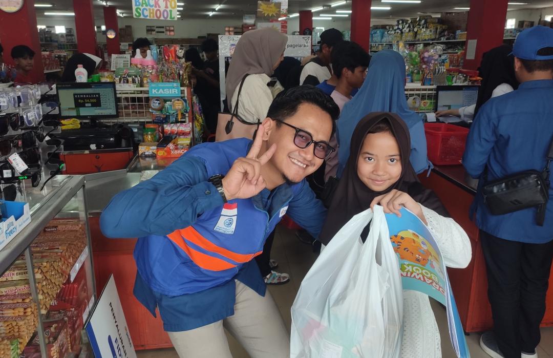 DT Peduli Cianjur Hadirkan Senyum Anak-Anak Yatim dengan Salurkan Santunan dan Belanja Bahagia