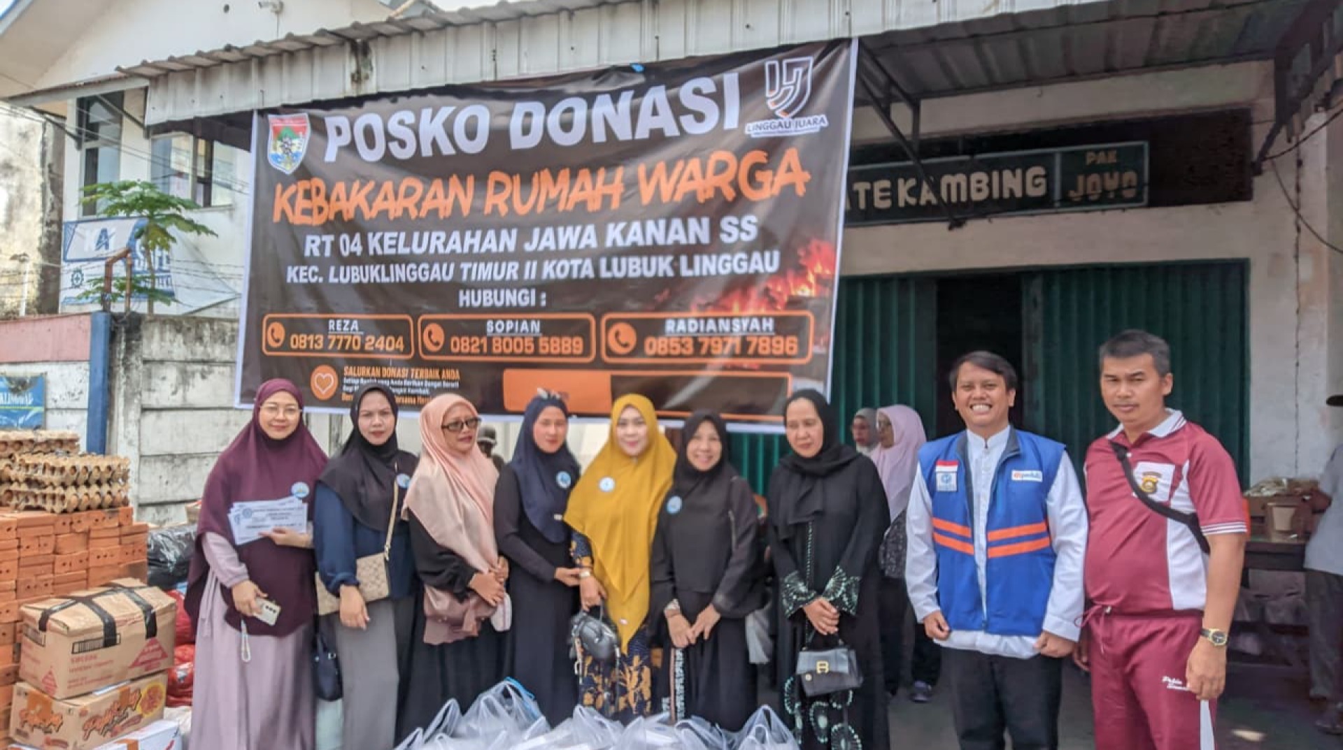 DT Peduli Lubuklinggau dan Sinergi Senyum Sahabat (S3) Lubuklinggau Salurkan Bantuan untuk Masyarakat Terdampak Musibah Kebakaran 