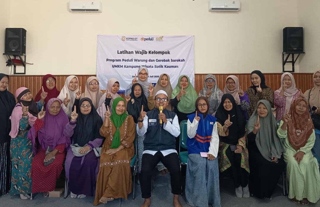 Bekali UMKM di Daerah Kauman, DT Peduli Solo Gelar LWK Program Pemberdayaan Peduli Warung dan Gerobak Barokah 