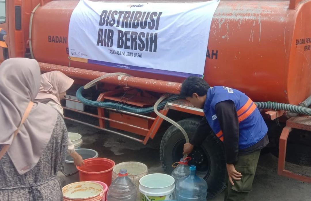 Saat Tanah Merekah, Setiap Tetes Air Mengalirkan Berkah 