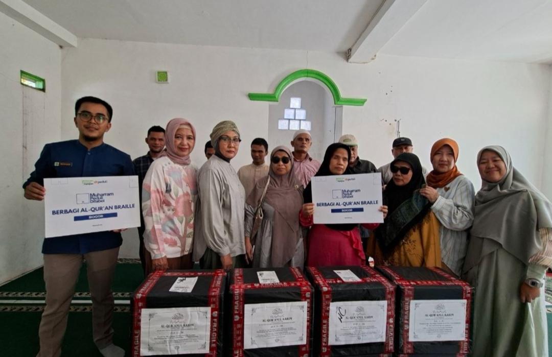 DT Peduli Bogor Salurkan Mushaf Al-Qur'an Braille kepada Yayasan Peduli Disabilitas Mandiri