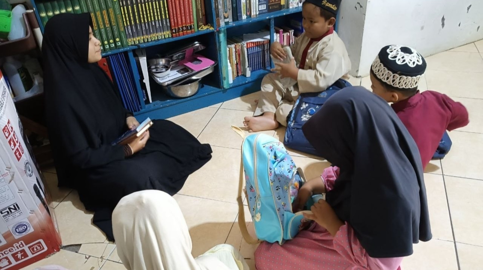 Rumah Tahfidz Qur'an Binaan DT Peduli Bogor Gelar Kegiatan Pengajian Bagi Anak-Anak Sekitar Asrama