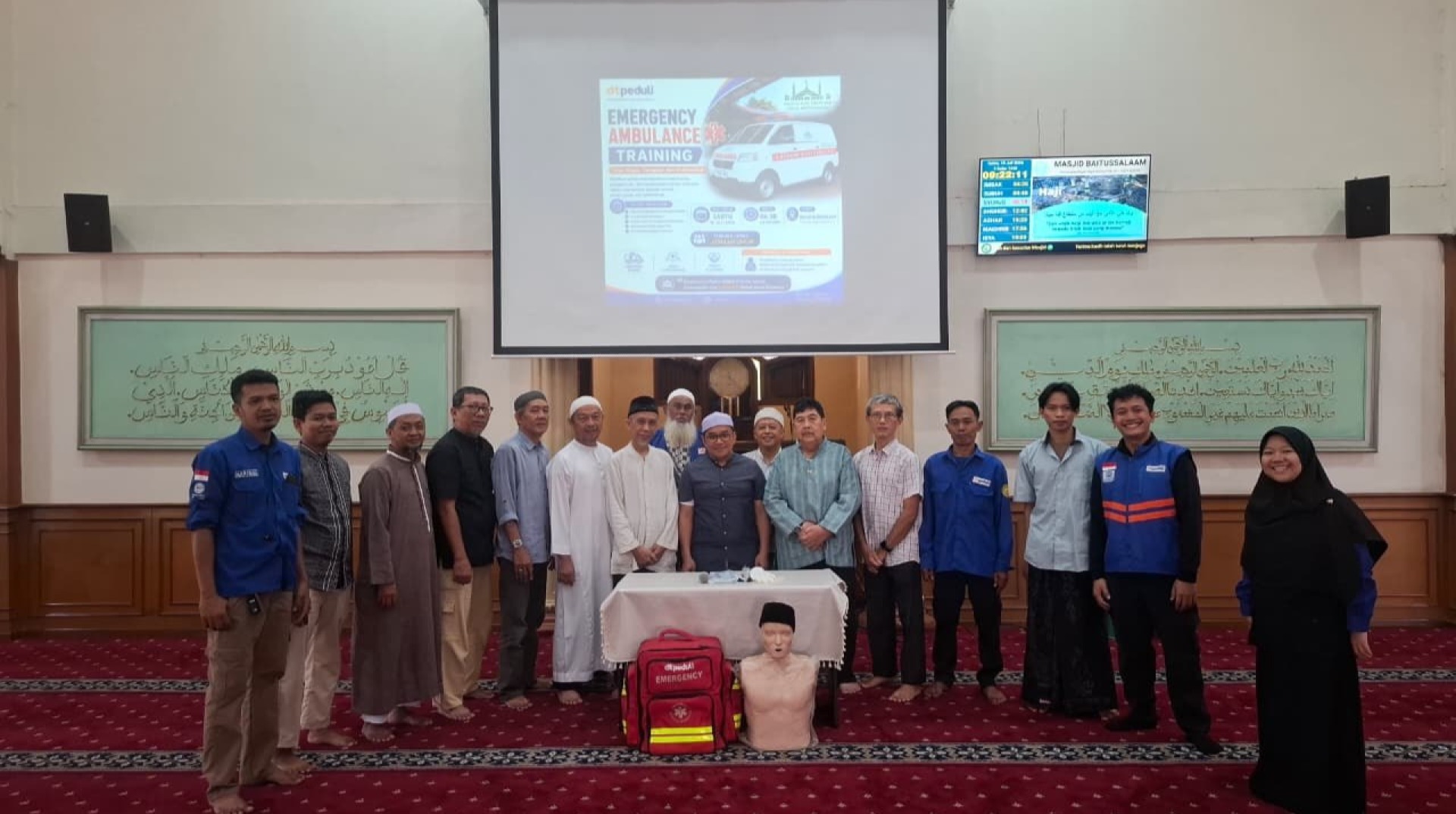 DT Peduli Bogor Bersama DKM Baitussalaam Gelar Kegiatan Emergency Ambulance Training