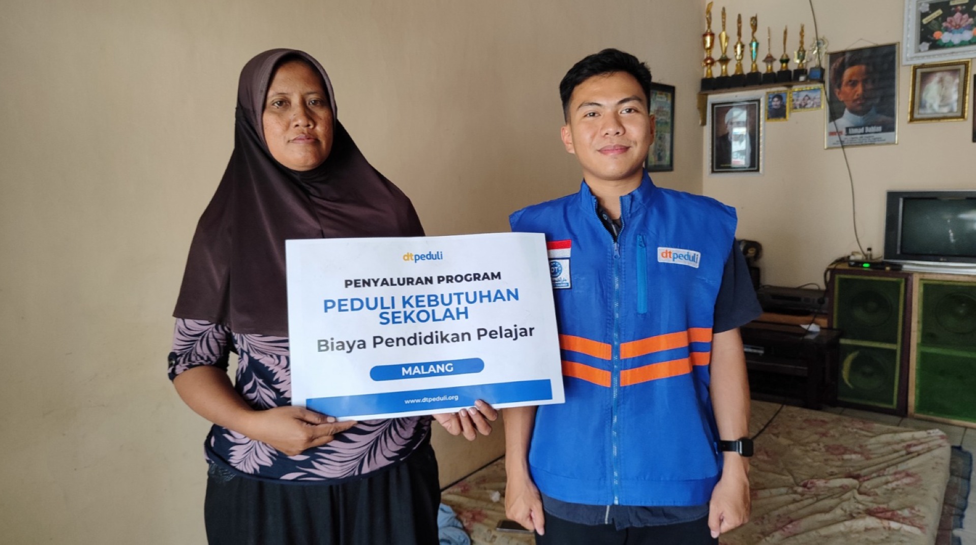 DT Peduli Malang Salurkan Bantuan Biaya Pendidikan untuk Muhammad Iqbal, Siswa TK Bunga Tanjung