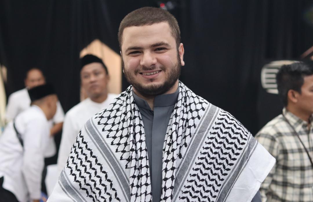 Cerita Syaikh Muda Menjaga Nyala Api Gaza  