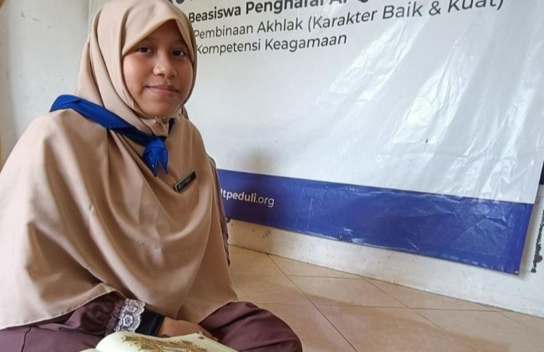 Perkuat Hafalan Al-Qur'an, Suci Maulida Tuntaskan Ujian Tasmi’ 1 Juz Bilghaib di RTQ DT Peduli Bogor 
