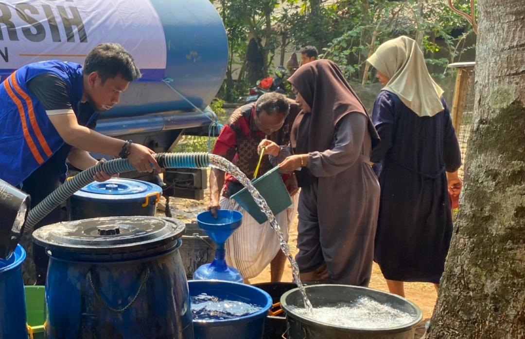 DT Peduli Serang Salurkan Bantuan Air Bersih untuk Warga Kabupaten Pandeglang