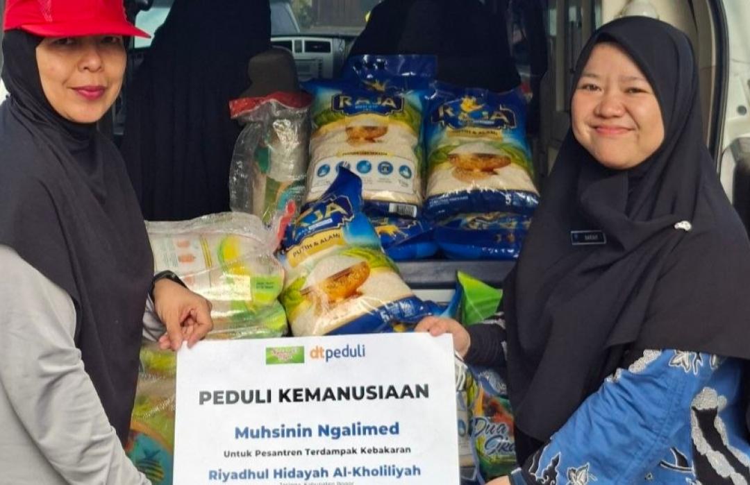 Komunitas Donatur Ngalimed dan DT Peduli Bogor Salurkan Bantuan untuk Pesantren Terdampak Kebakaran