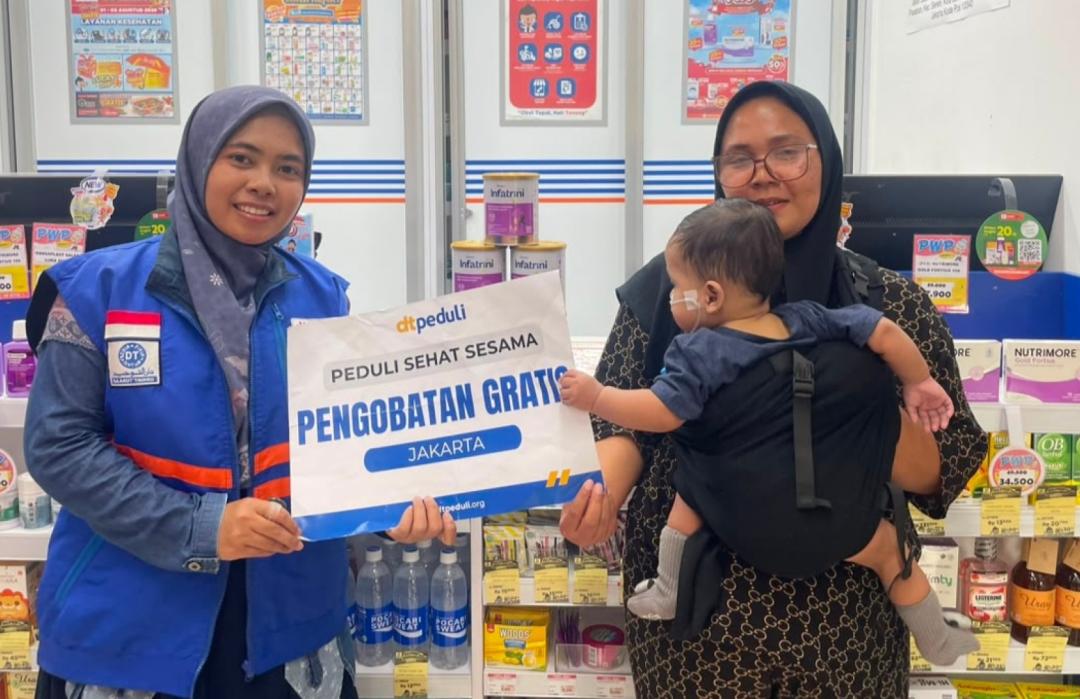 DT Peduli Jakarta Salurkan Bantuan Kesehatan untuk Darren, Pengidap Penyakit Jantung Langka