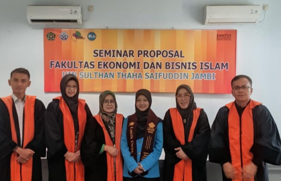 Alhamdulillah, Latifa Raih Hasil Memuaskan Sidang Skripsi 