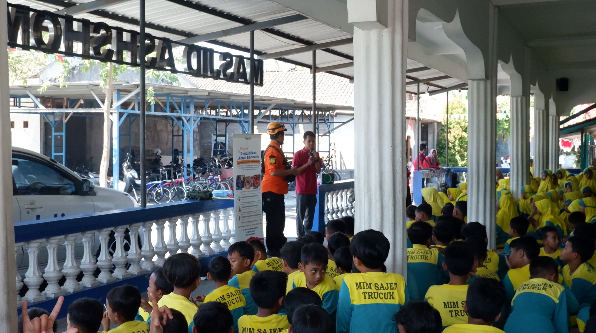 Tingkatkan Kesiapsiagaan Hadapi Potensi Bencana, DT Peduli Solo Gelar Program Pendidikan Aman Bencana di MIM Sajen