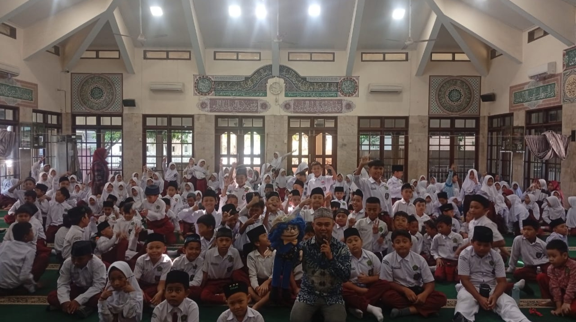 DT Peduli Sumut Gelar Peringatan Maulid Nabi Muhamad saw dan Penggalangan Donasi Gempa NTT Bersama MIS Al Falah 