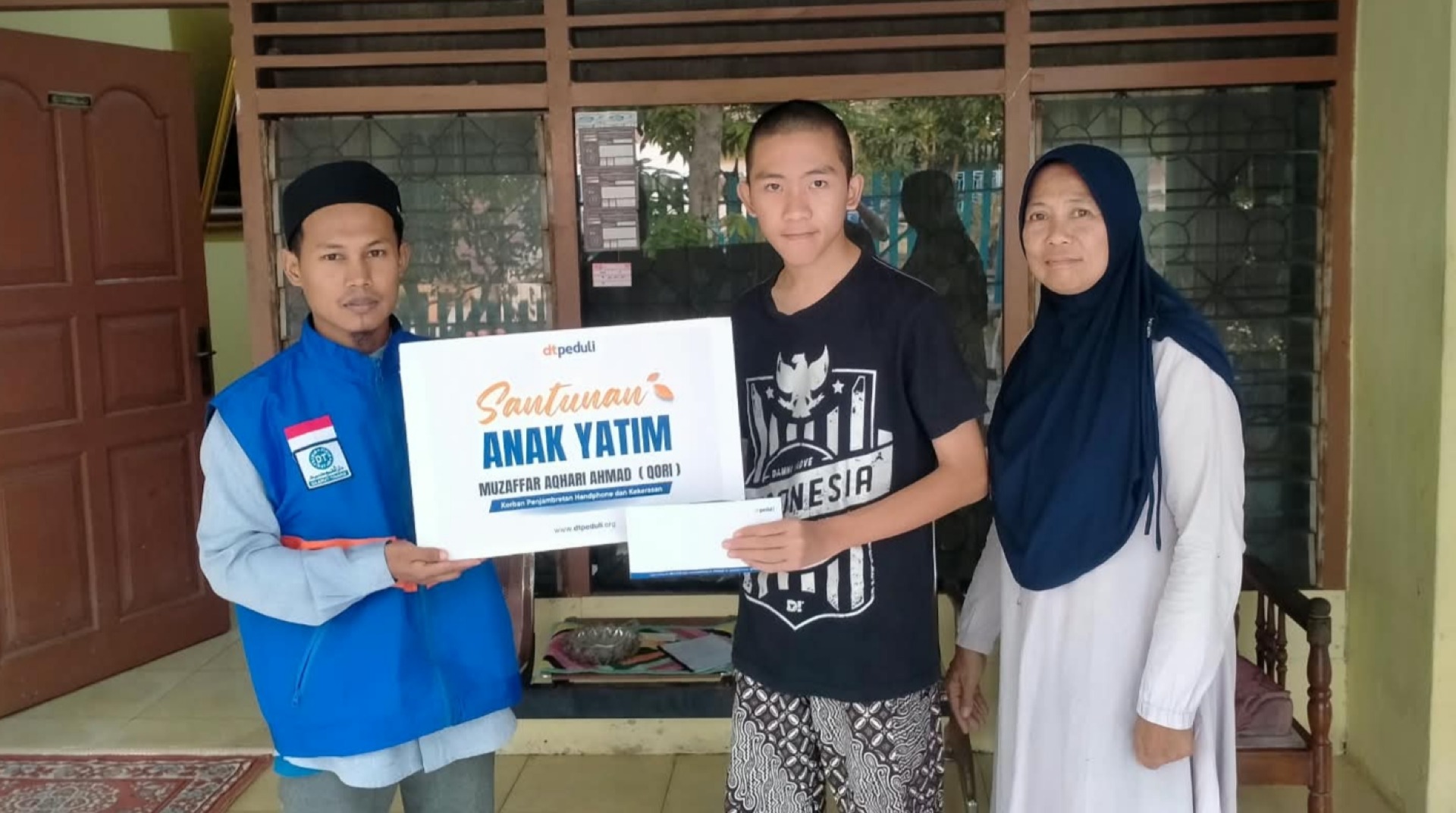 DT Peduli Sumsel Salurkan Bantuan Program Peduli Yatim untuk Qori, Korban Penjambretan dan Kekerasan